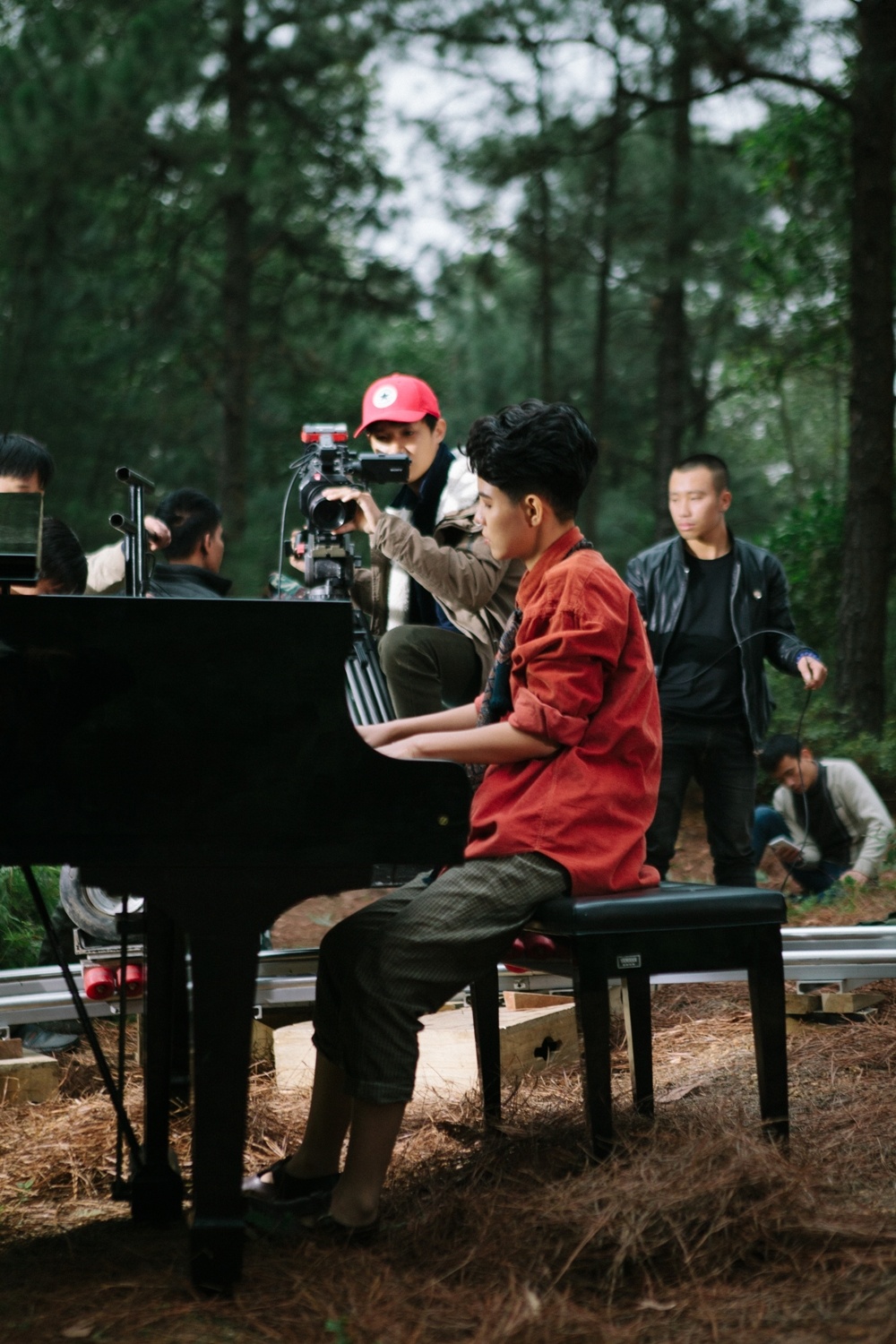 Vũ Cát Tường hát nhạc phim Cô gái đến từ hôm qua ảnh 2 Vu Cat Tuong hat nhac phim Co gai den tu hom qua anh 2