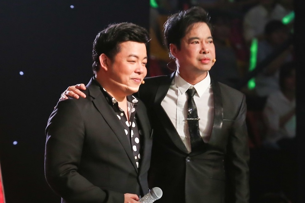 Khi Dam Vinh Hung mang Quang Le 'tro mat' tren ghe nong hinh anh