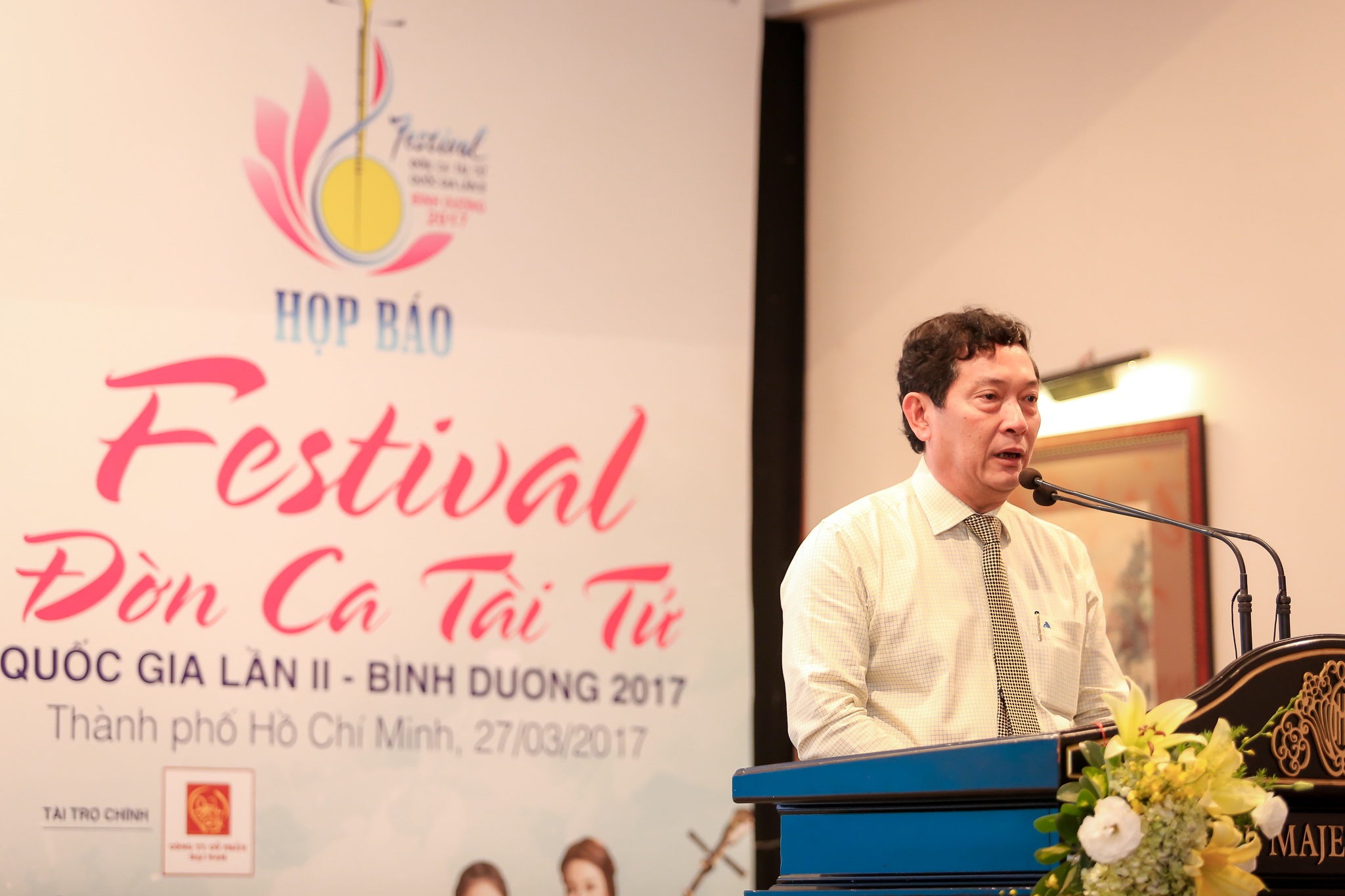 Hoa hau My Linh quang ba Lien hoan don ca tai tu anh 6