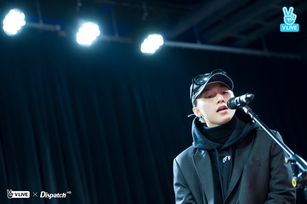 Son Tung M-TP fan meeting tai Han Quoc anh 2