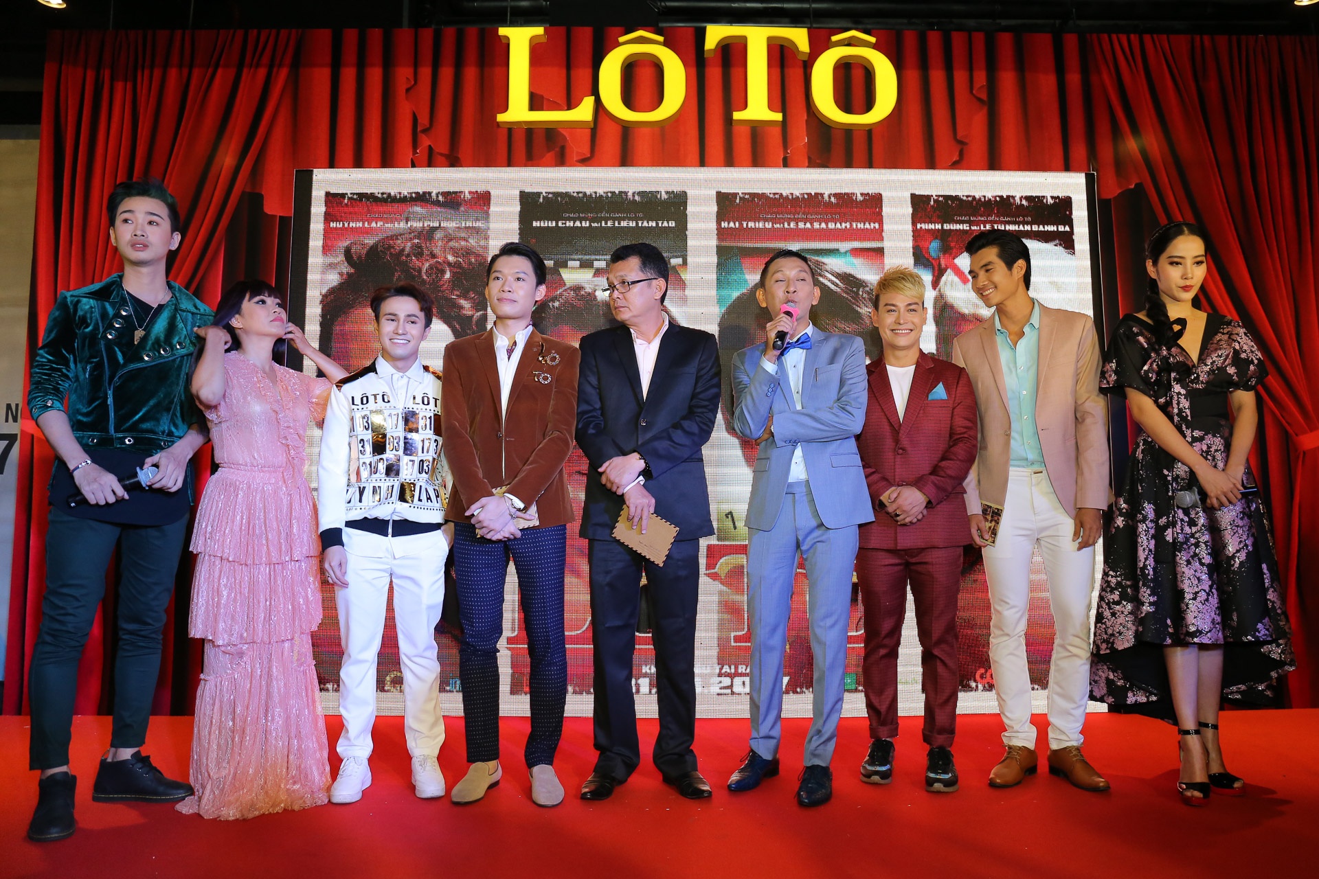 Dan sao o su kien ra mat Lo to anh 1