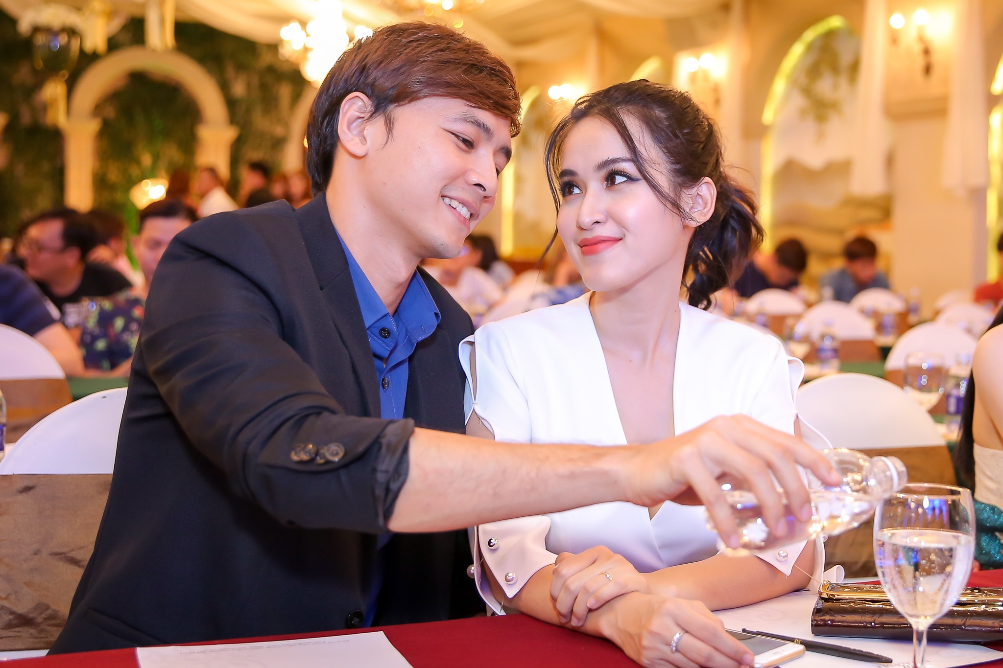 ra mat Toi co the anh 5