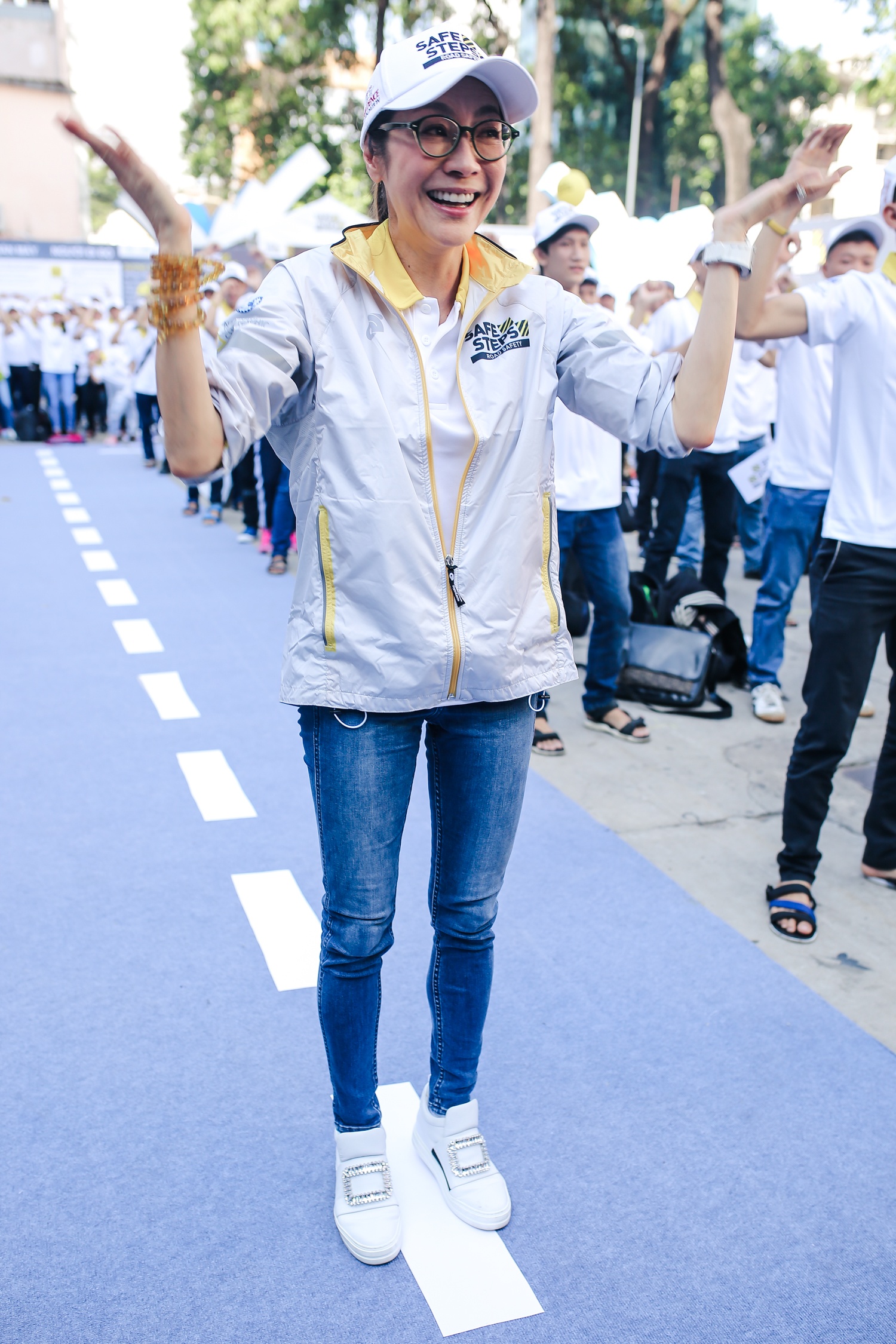 Duong Tu Quynh nhay flashmob cung sao Viet anh 7