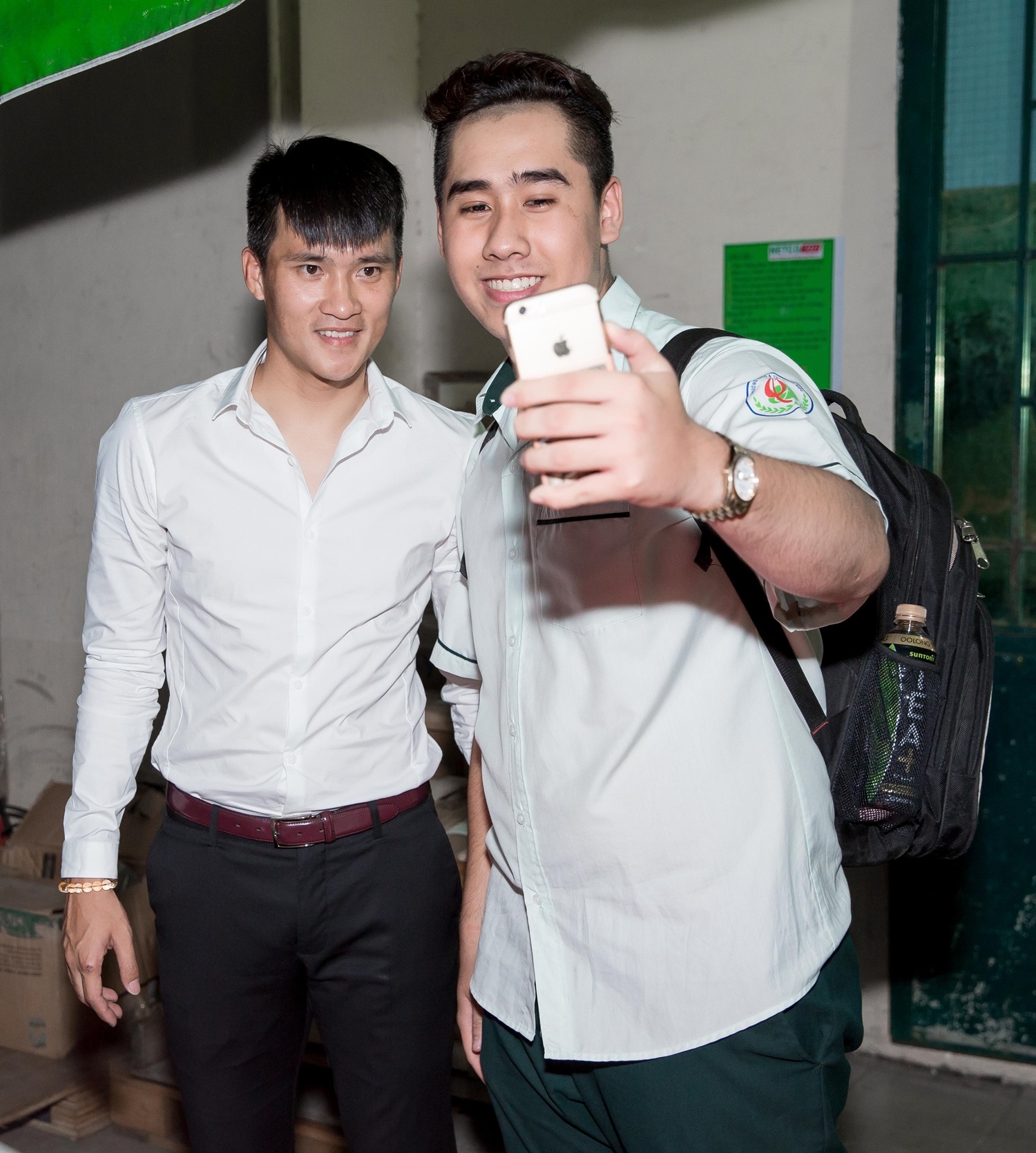 Cong Vinh ho tong Thuy Tien di dien anh 8