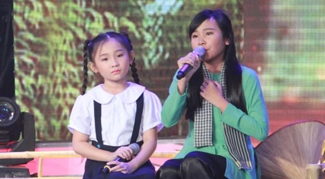 'Hien tuong dan ca' 7 tuoi Nghi Dinh lay nuoc mat cua Cam Ly hinh anh