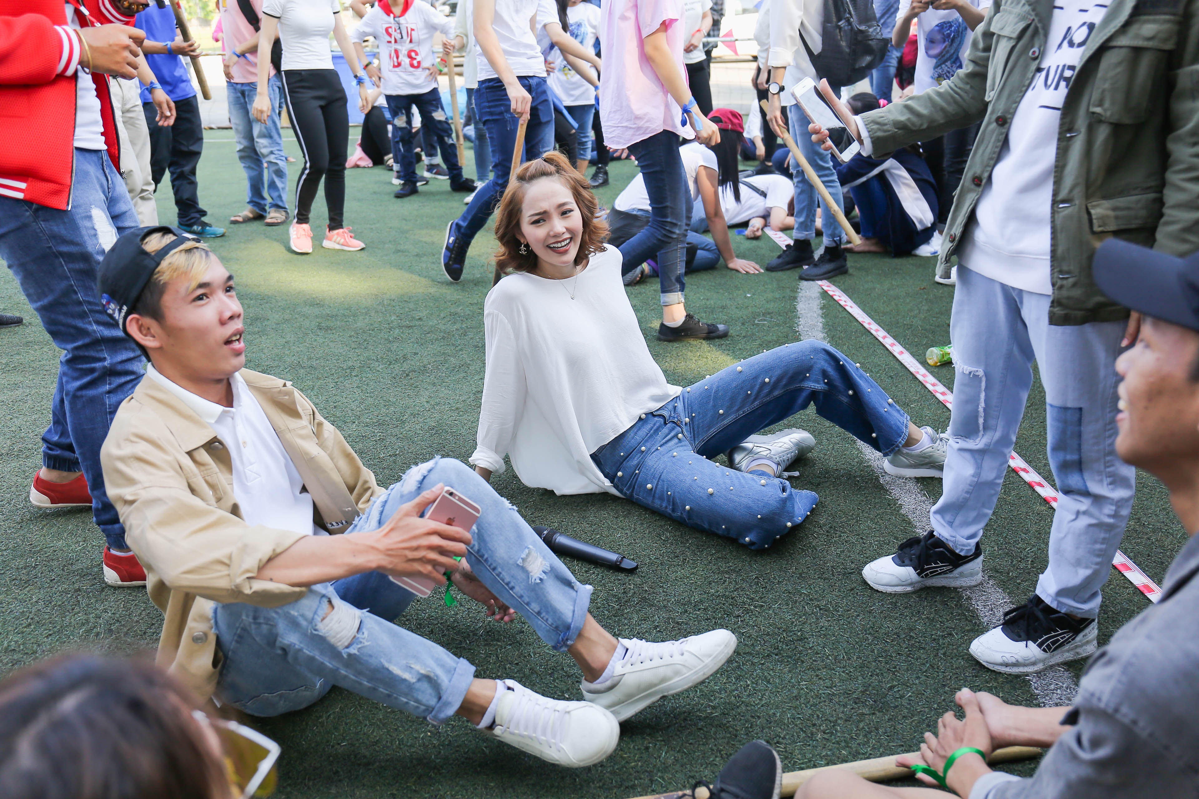 Hop fan Minh Hang anh 9