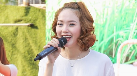 Minh Hang bac bo tin don bi chen ep phai bo ghe HLV The Face hinh anh