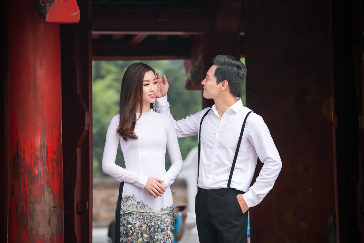 Phan Anh chup anh cung hoa hau Do My Linh anh 5