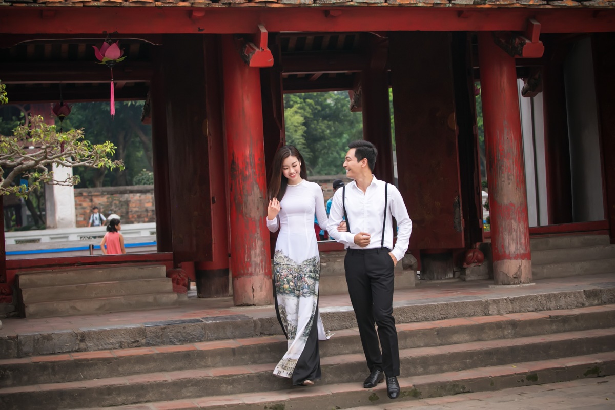 Phan Anh chup anh cung hoa hau Do My Linh anh 6