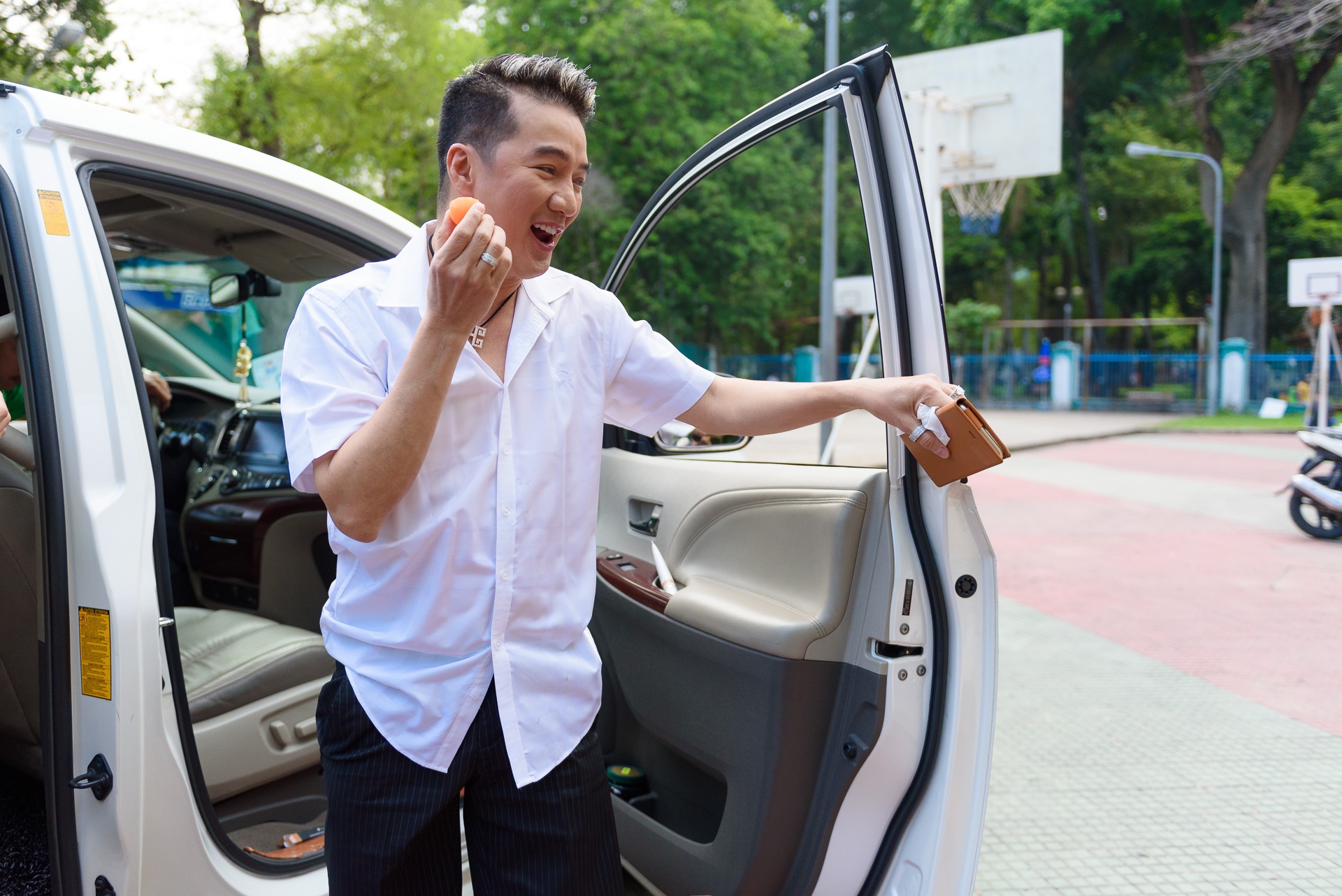 Huấn luyện viên Thần tượng bolero ảnh 2 Huan luyen vien Than tuong bolero anh 2