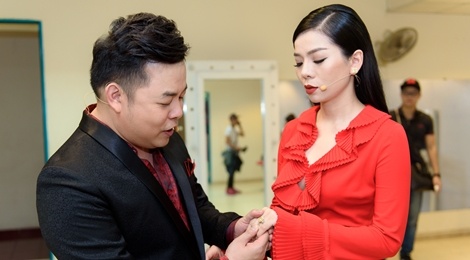 Quang Le soi nhan kim cuong khung cua Le Quyen, Dam Vinh Hung hinh anh