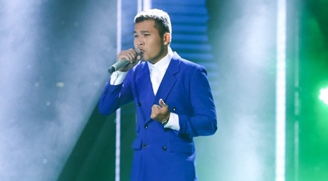 Chang trai Khmer hat bolero tiep tuc duoc Ngoc Son uu ai hinh anh