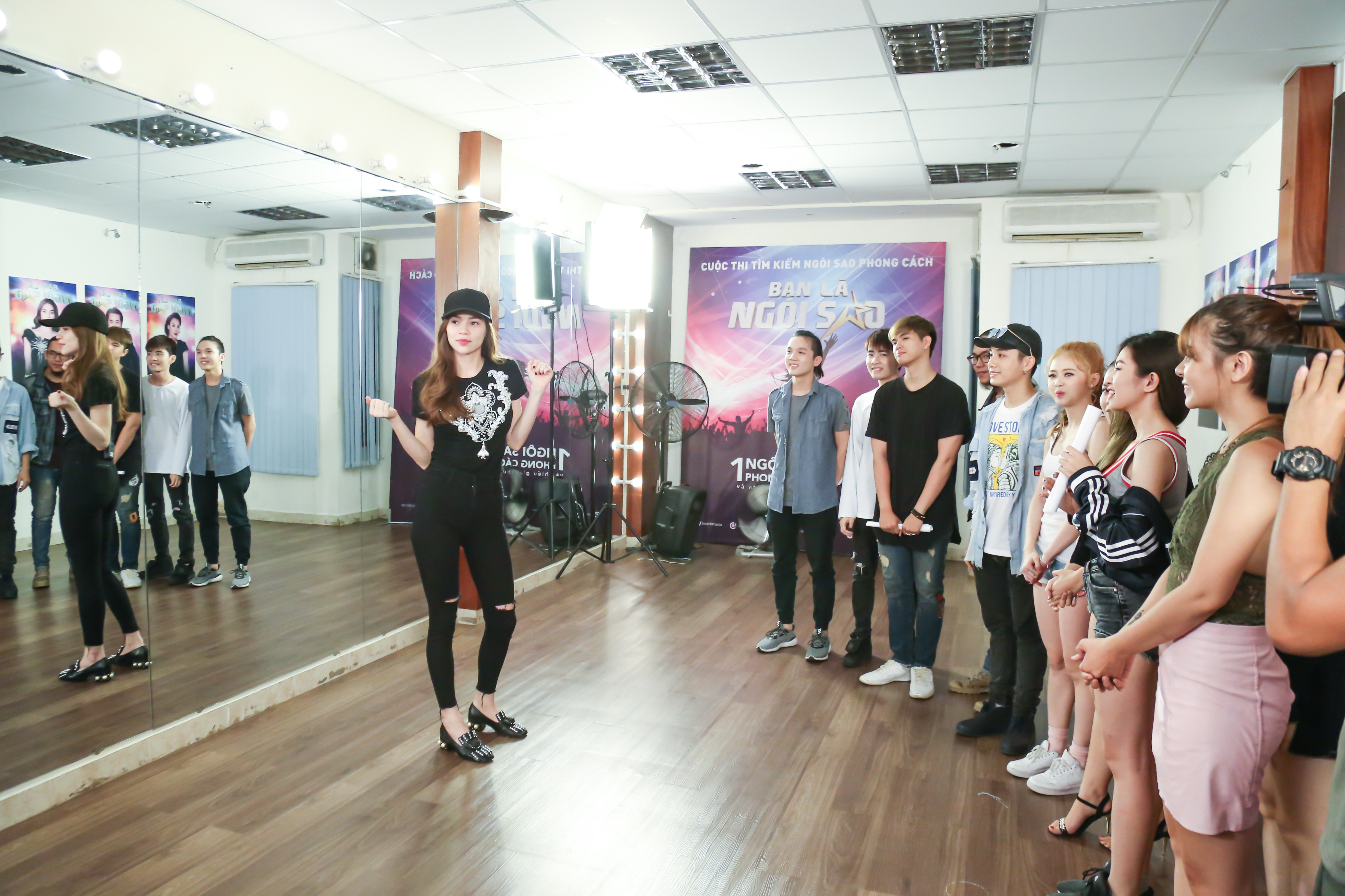 Ho Ngoc Ha lam giam khao Be A Star anh 4