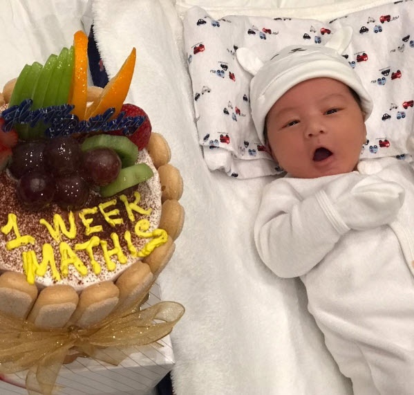 Con trai ca si Dan Truong anh 9