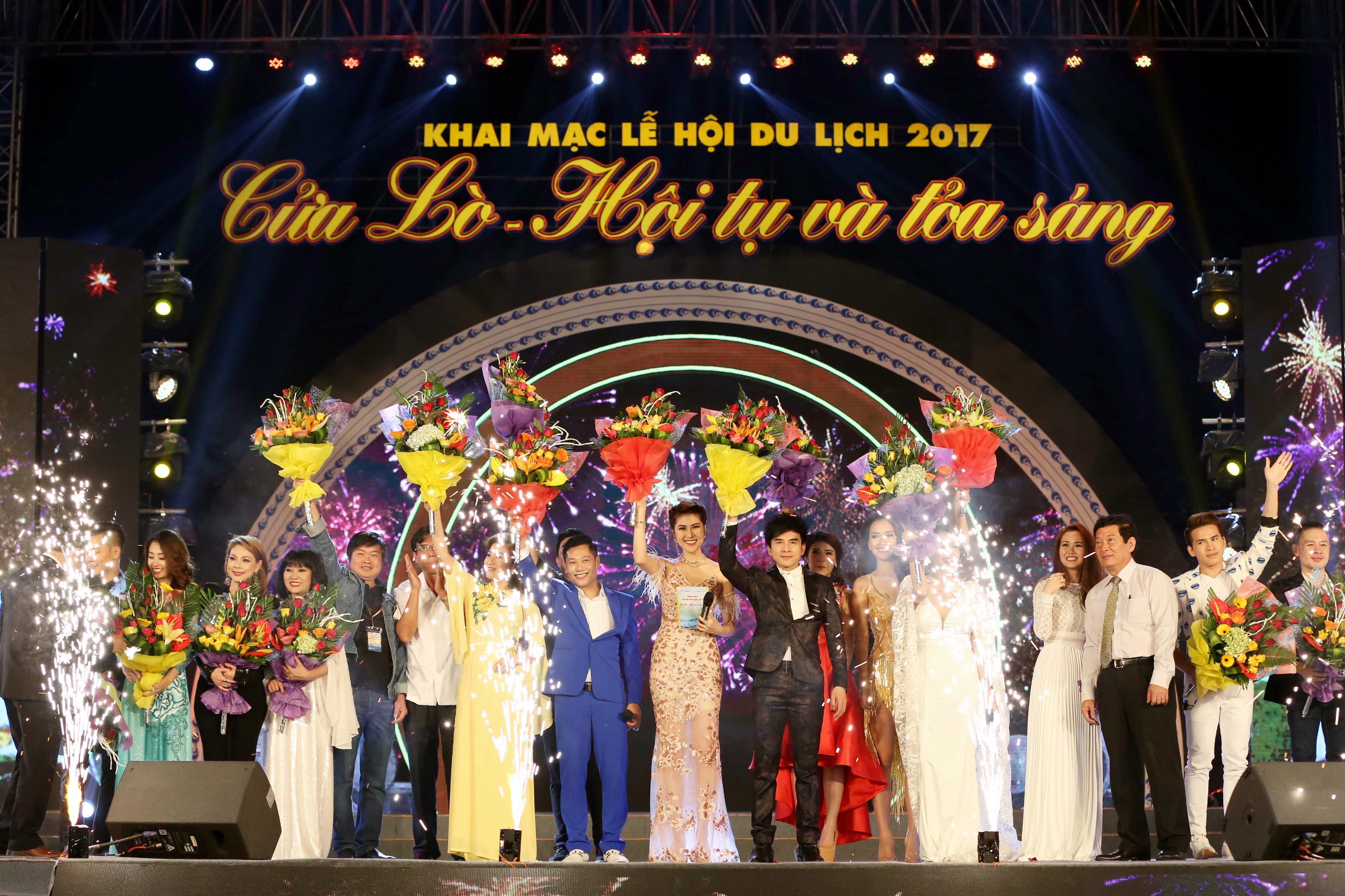 My Tam hat trong dem nhac Cua Lo anh 10