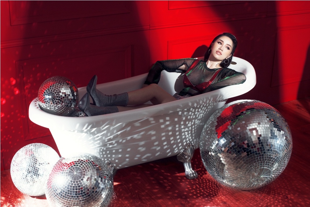 Bao Thy - La con gai phai xinh (ft. Kimmese) hinh anh