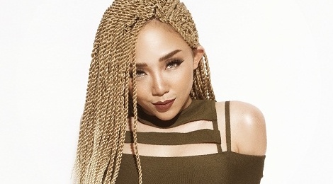 Hinh tuong Toc Tien nong bong trong MV vua ra mat hinh anh