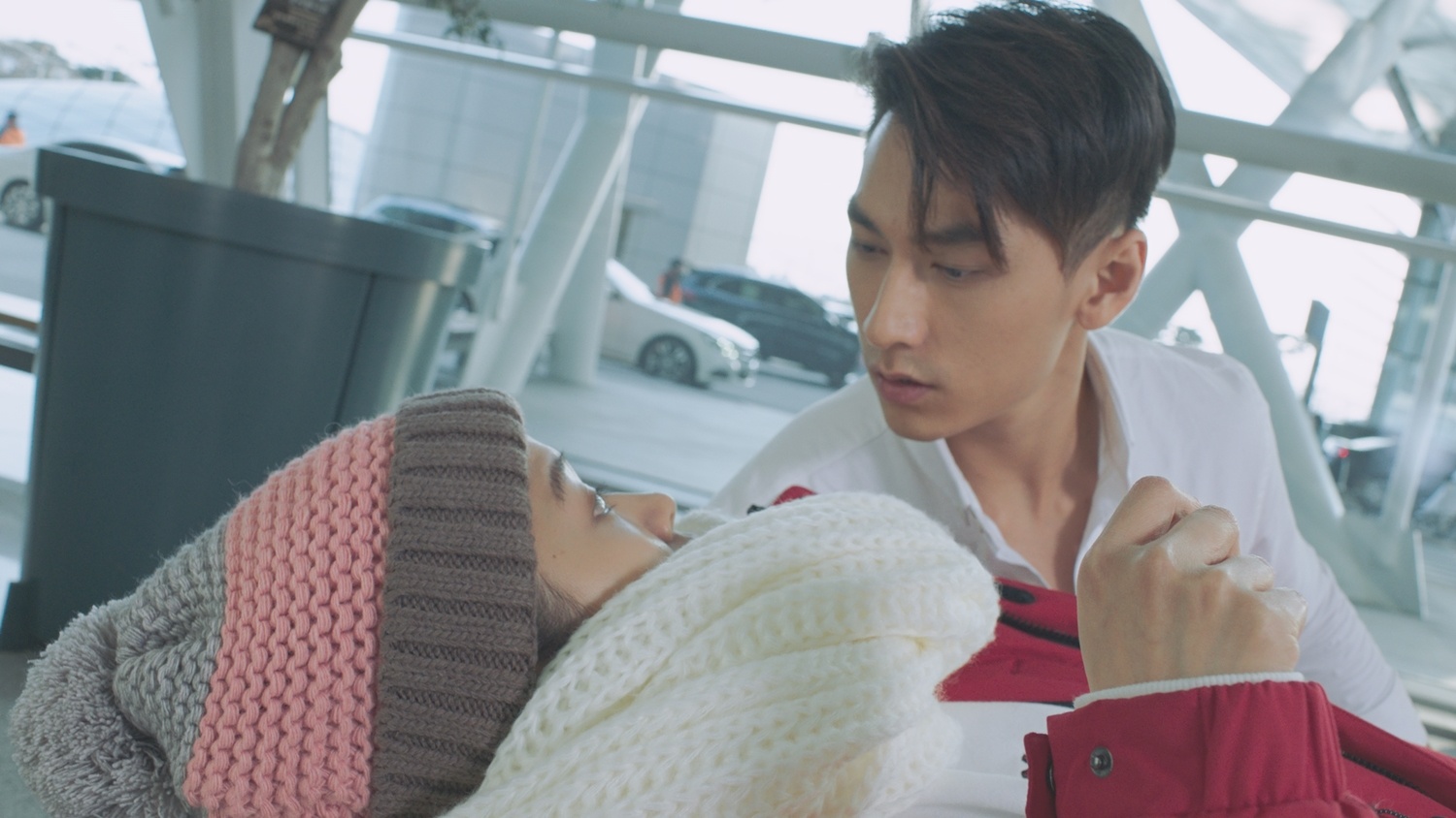 Isaac dong phim ngan cung Suni Ha Linh anh 4