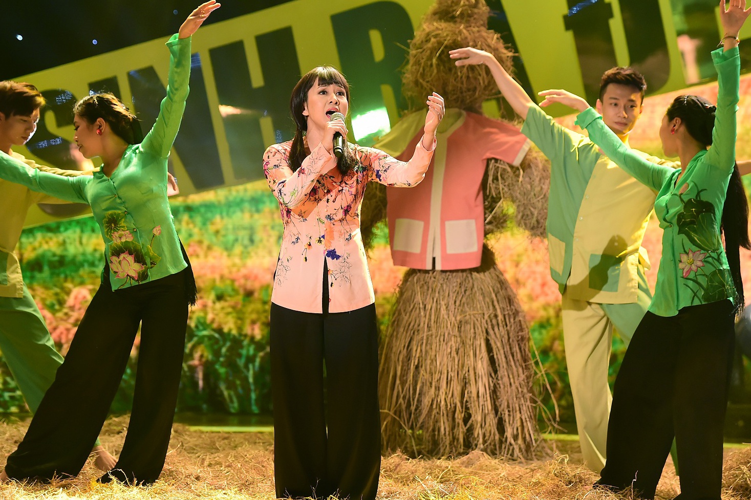 Tap 1 Sinh ra de toa sang anh 6