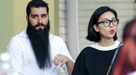 Dao dien 'Kong' bat ngo xuat hien cung Ngo Thanh Van o Sai Gon hinh anh