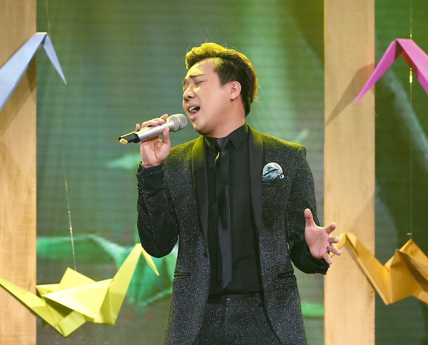 Ba mẹ Trấn Thành động viên con trước áp lực ảnh 2 Ba me Tran Thanh dong vien con truoc ap luc anh 2