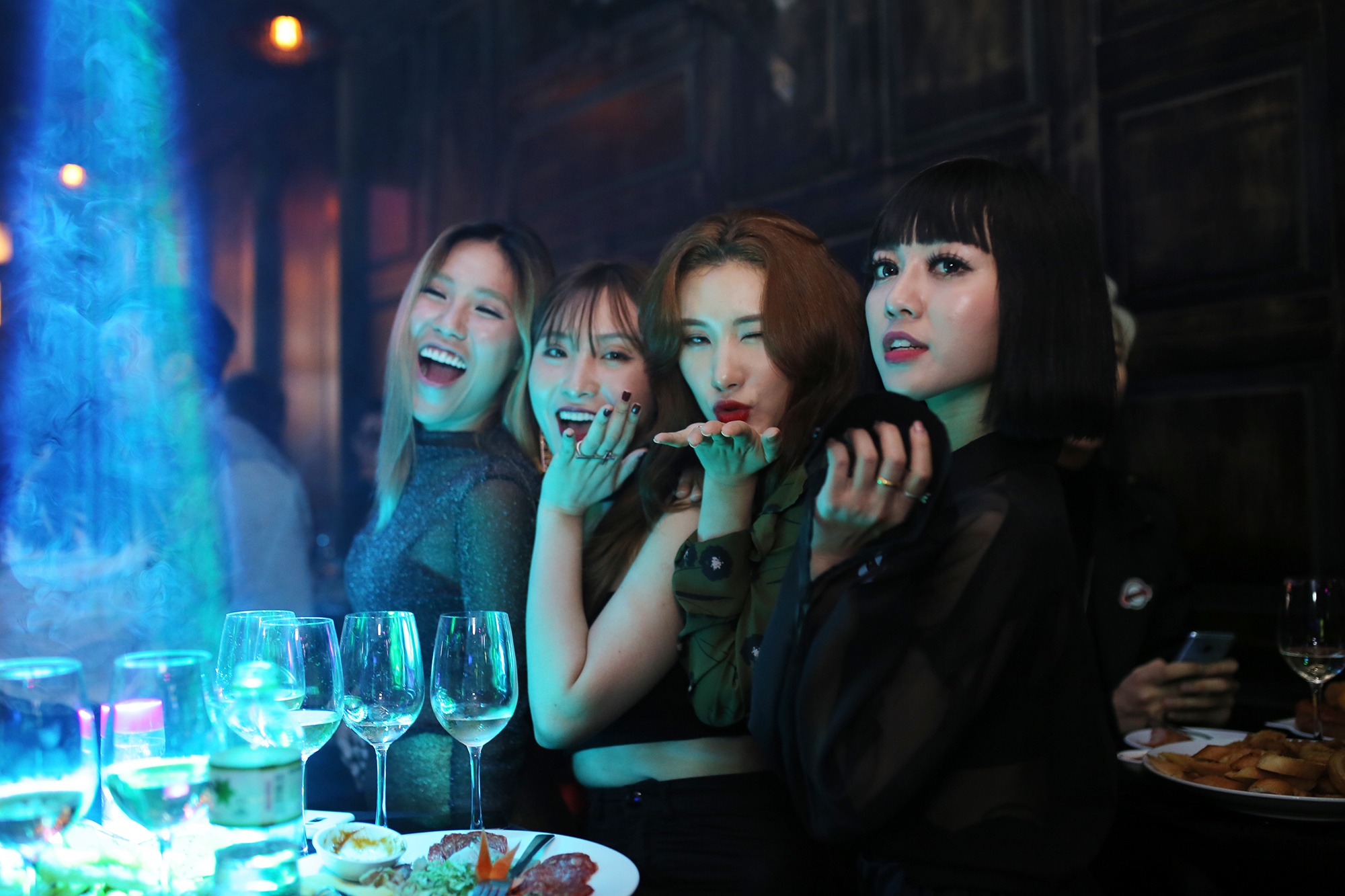 Ung dai Ve va vo cu anh 10