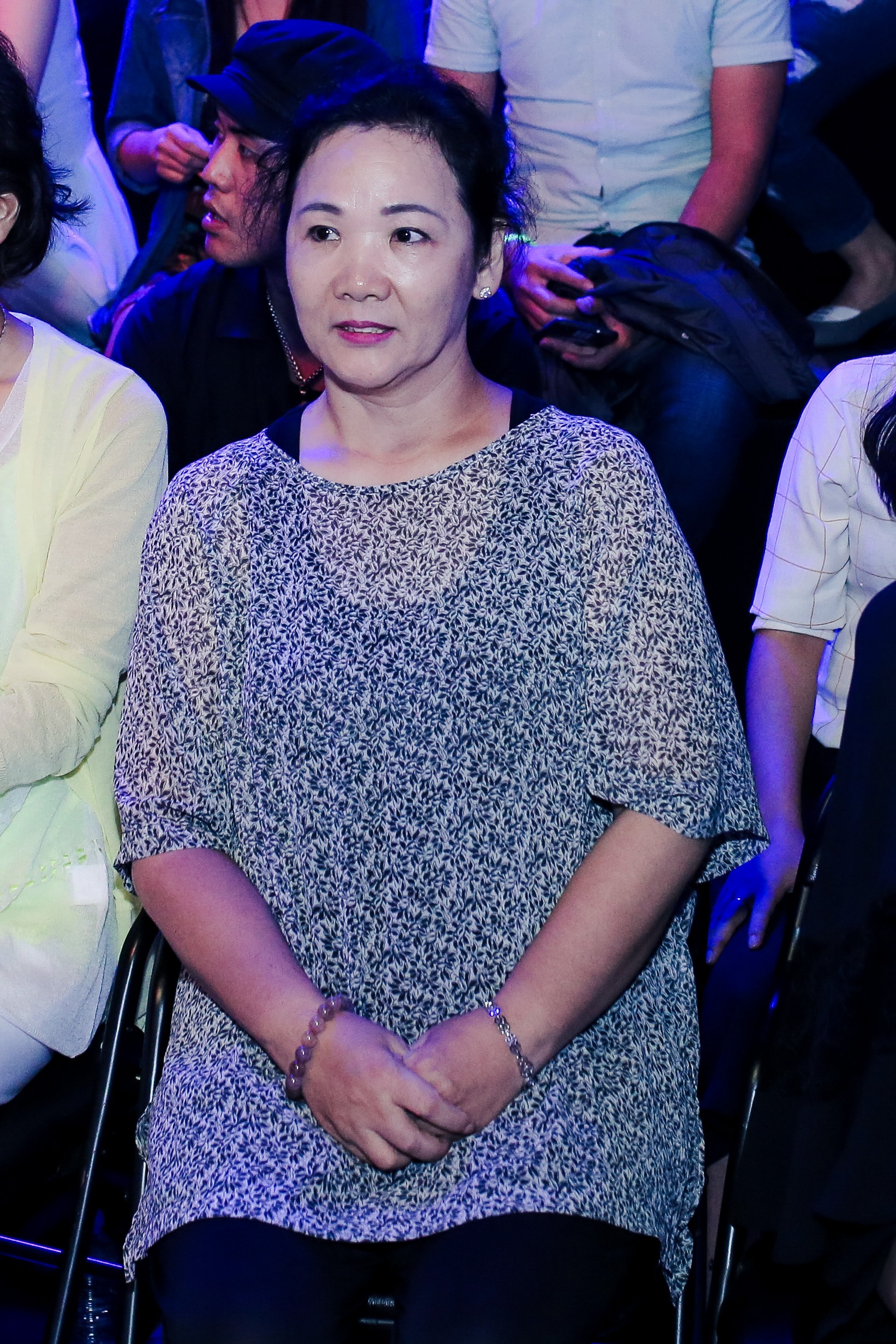 Me Hari Won di xem con gai lam giam khao anh 3