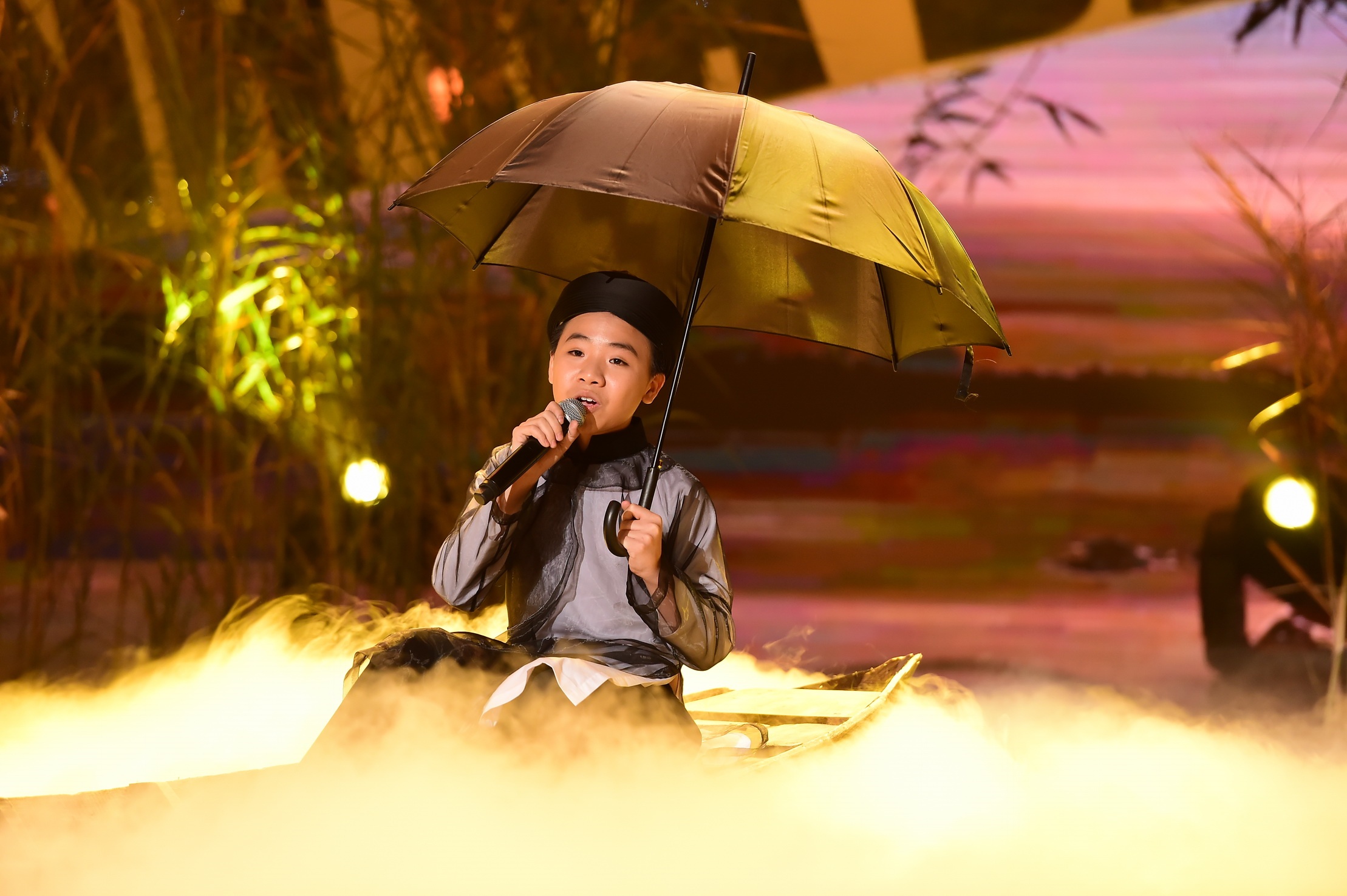 Sinh ra de toa sang tap 3 anh 6