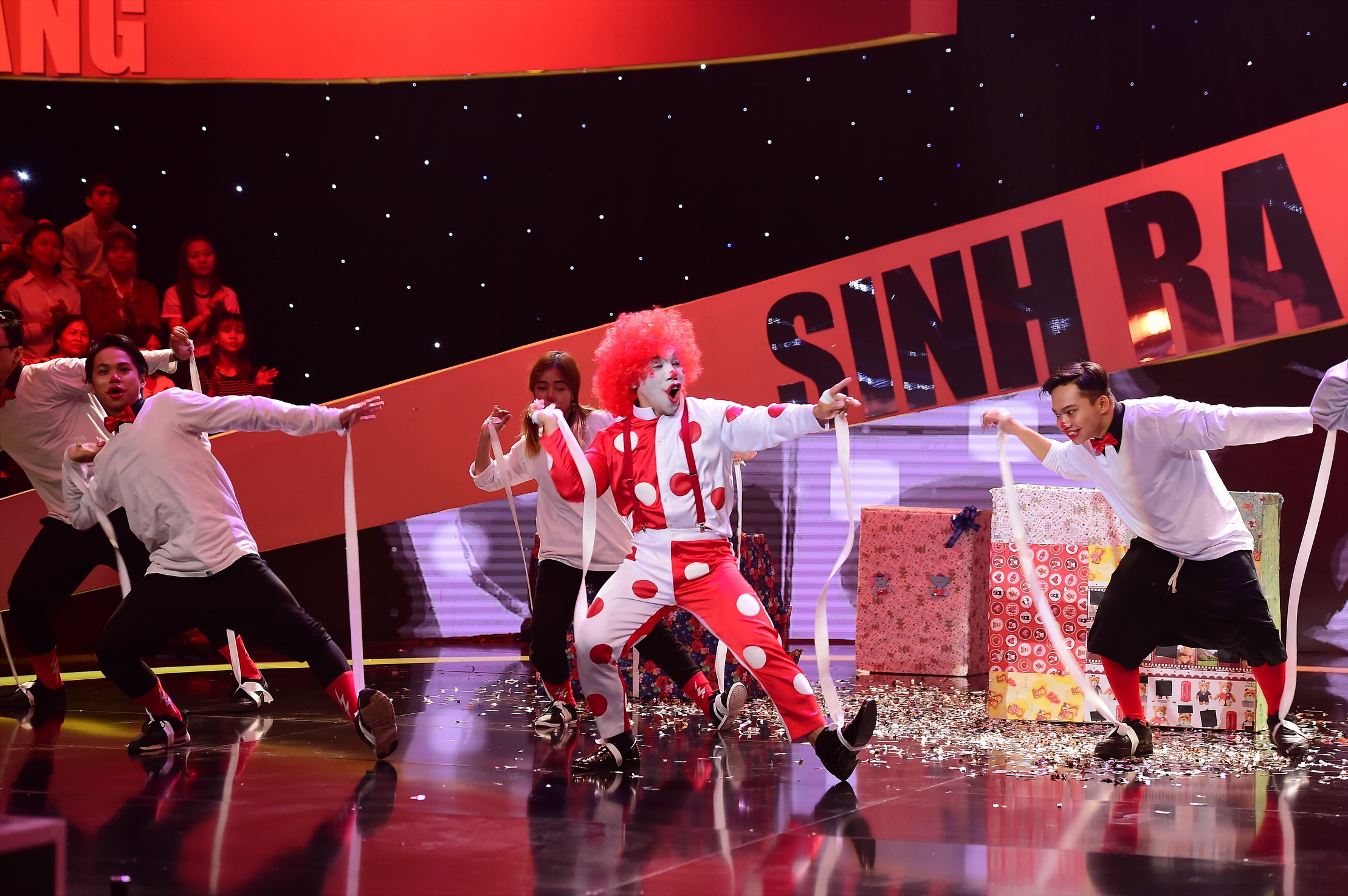 Sinh ra de toa sang tap 3 anh 5