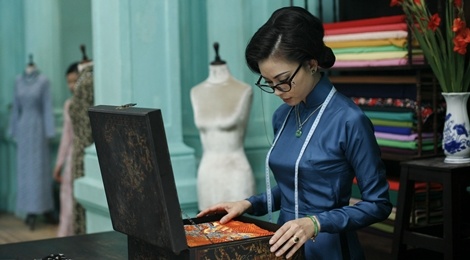 Tao hinh khac la cua Ngo Thanh Van trong 'Co Ba Sai Gon' hinh anh