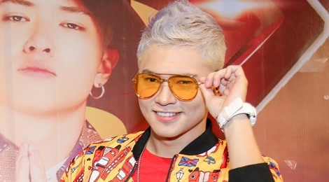 Ca si tre tiet lo ve moi quan he voi danh hai Hoai Linh hinh anh