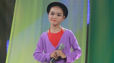 Quynh Nhu khien NSND Thu Hien thich thu khi hoa than NSND Hong Luu hinh anh