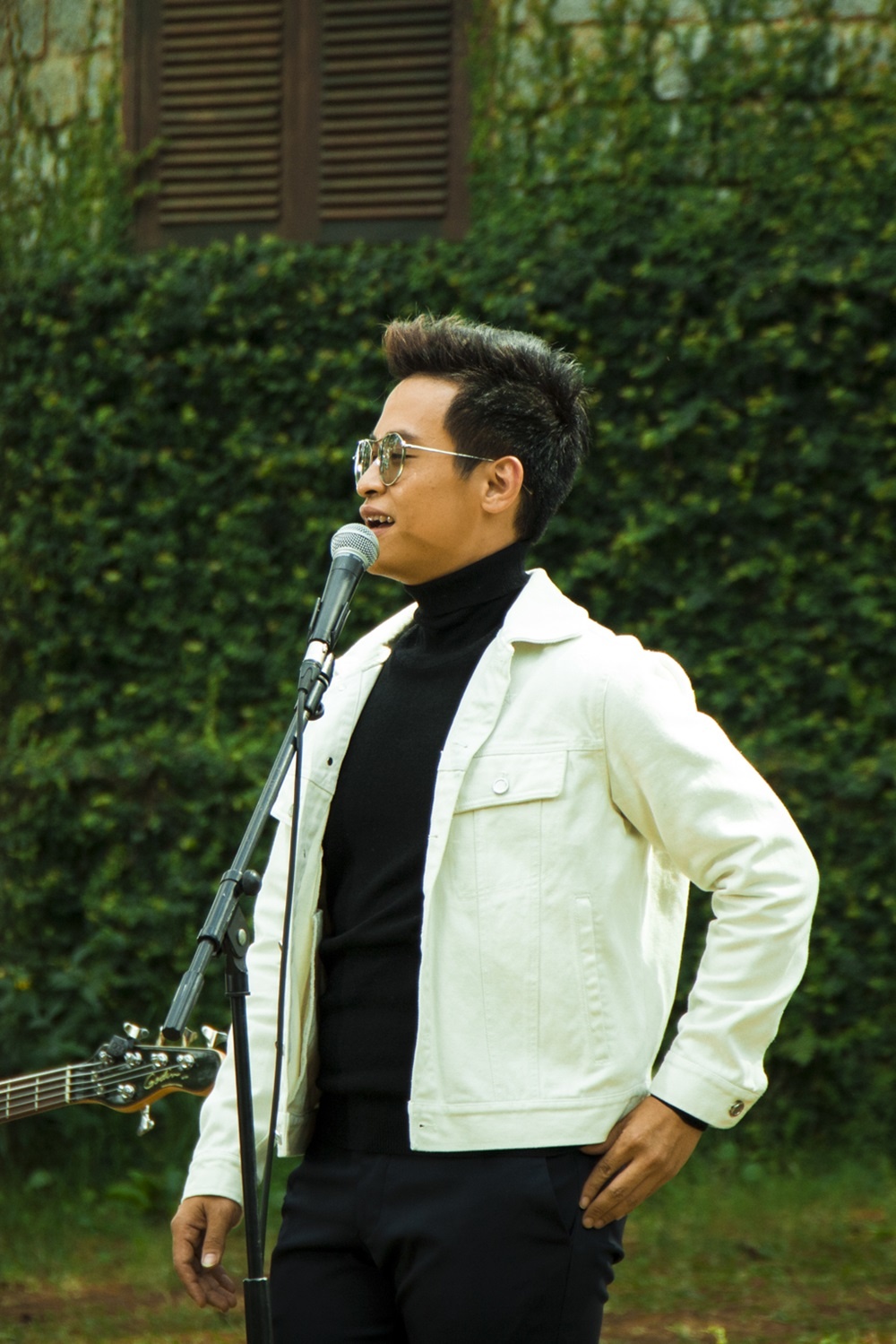 Hà Anh Tuấn hát Người tình mùa đông ảnh 2 Ha Anh Tuan hat Nguoi tinh mua dong anh 2