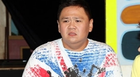 Vi sao T.O.P phai uong thuoc an than con Minh Beo ung dung di dien? hinh anh