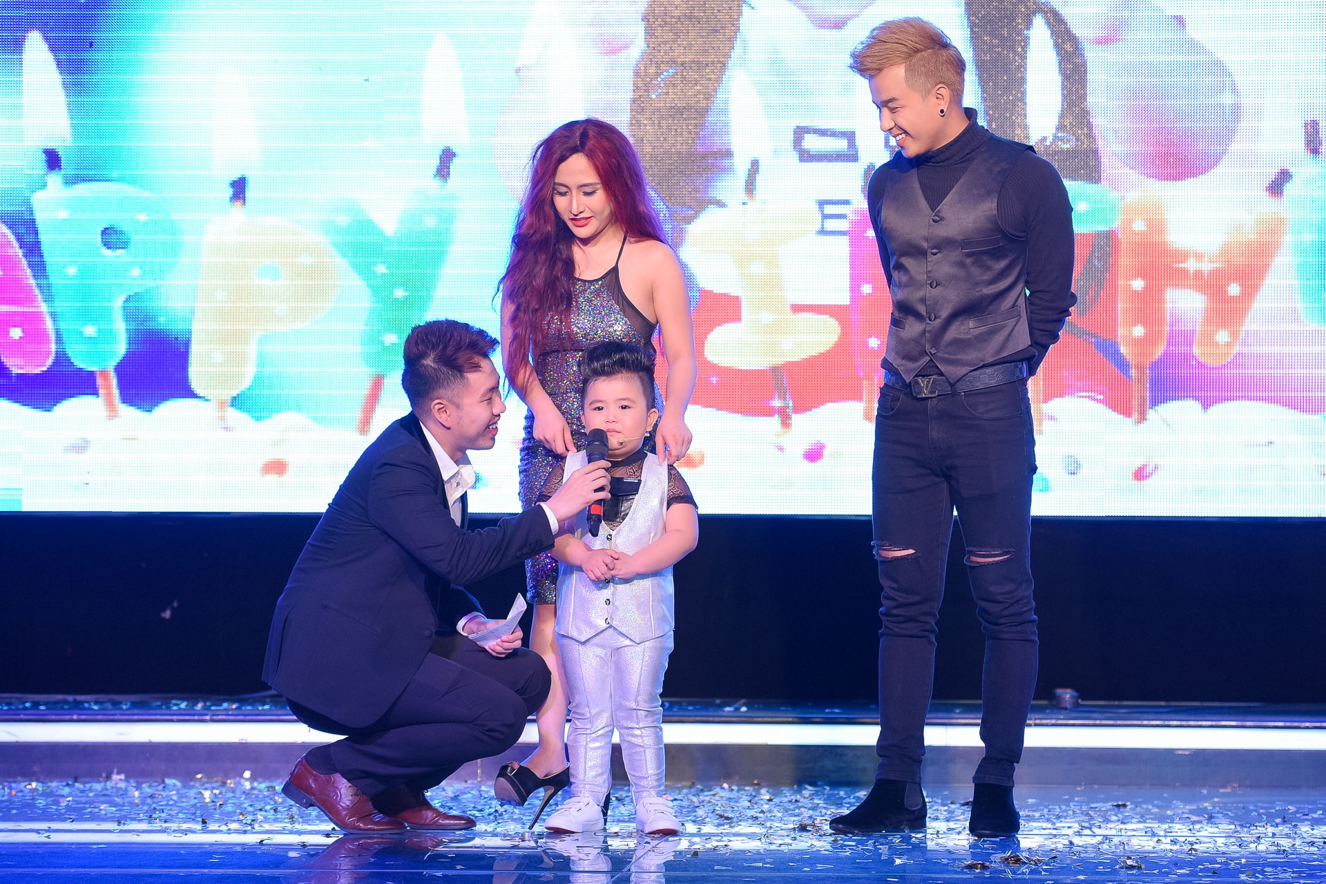 Duong Hieu Nghia mung sinh nhat con trai Tin Tin anh 4