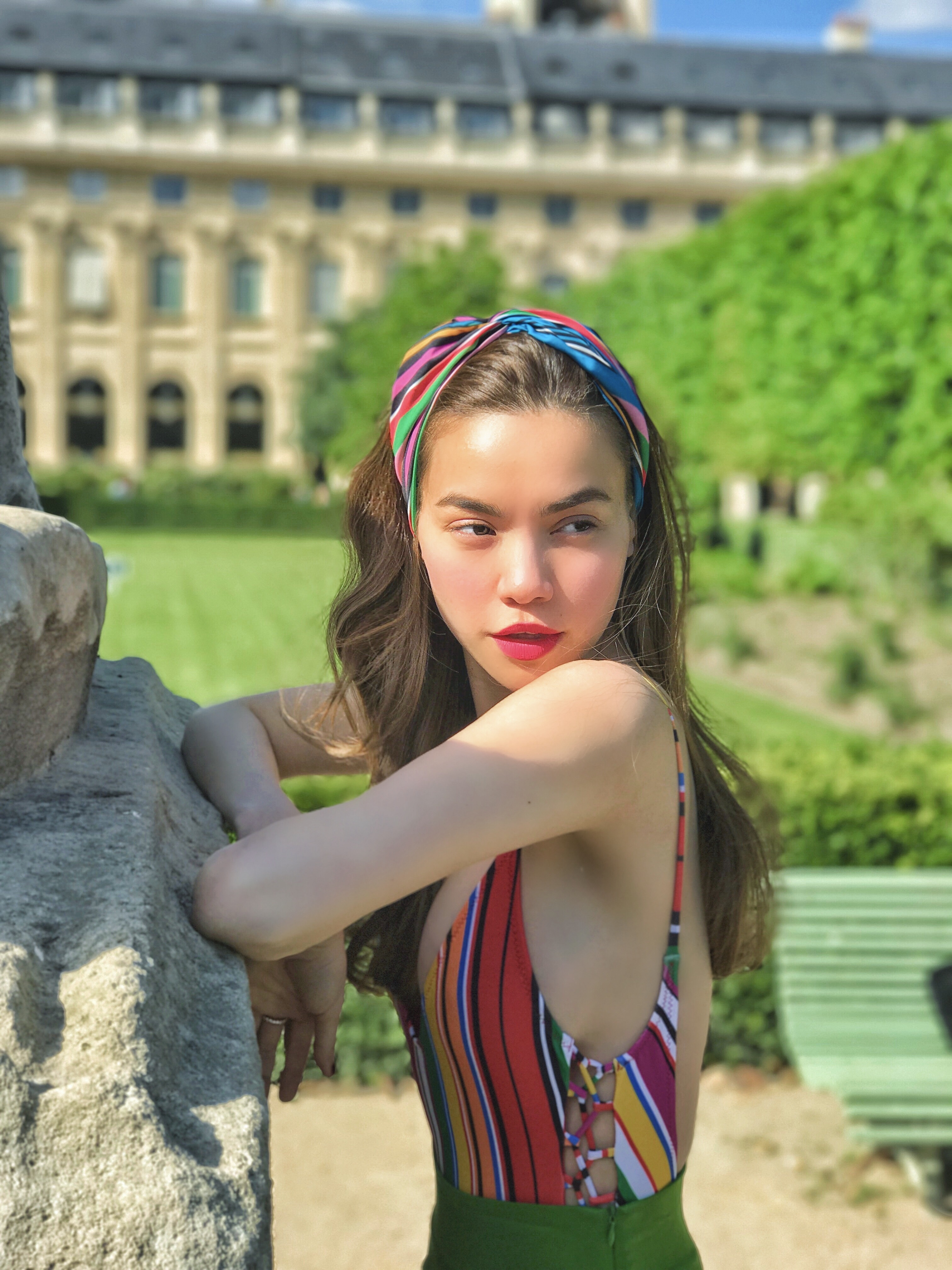 Ho Ngoc Ha mang Love Song di nuoc ngoai anh 2