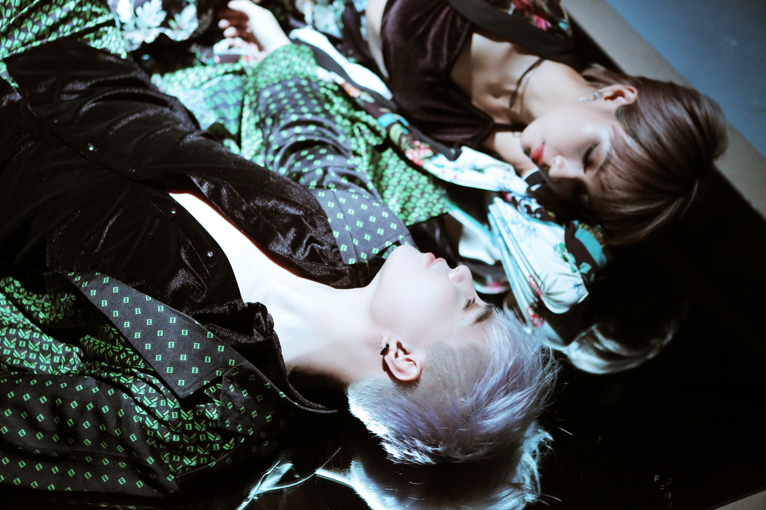 Trinh Thang Binh ra mat Mv Seen day bien hoa anh 2