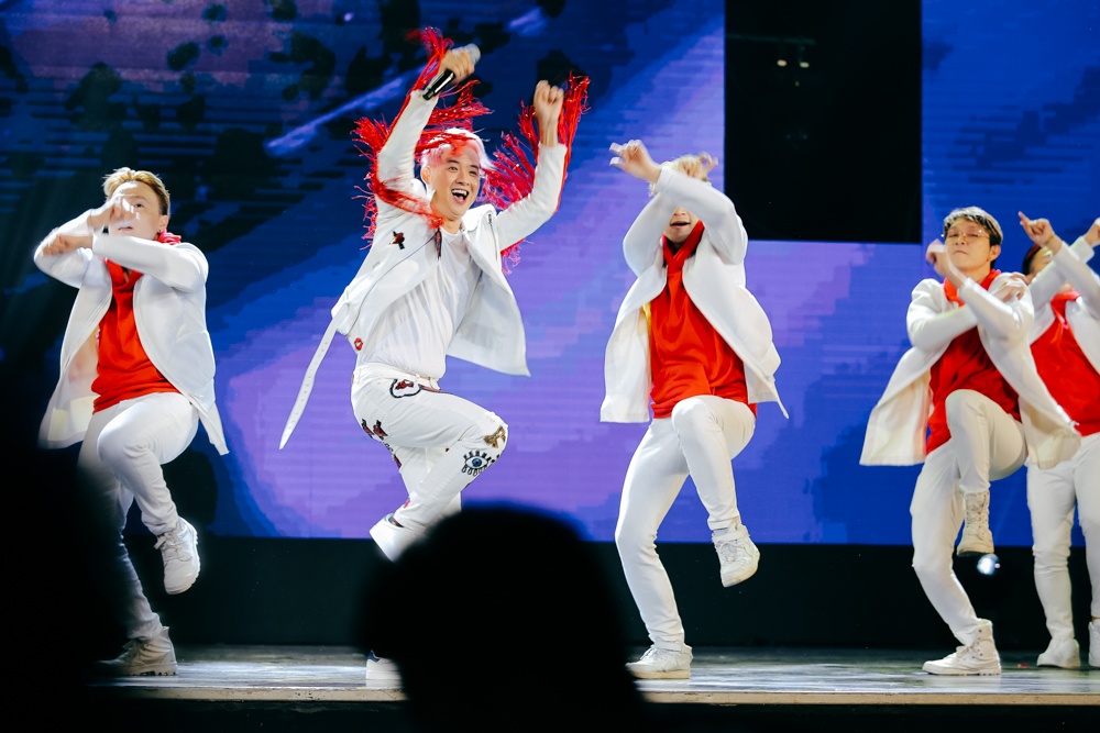 Sơn Tùng M-TP ăn mặc lạ ảnh 8 Son Tung M-TP an mac la anh 8