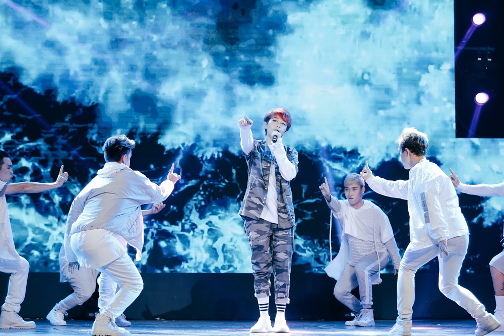 Sơn Tùng M-TP ăn mặc lạ ảnh 9 Son Tung M-TP an mac la anh 9