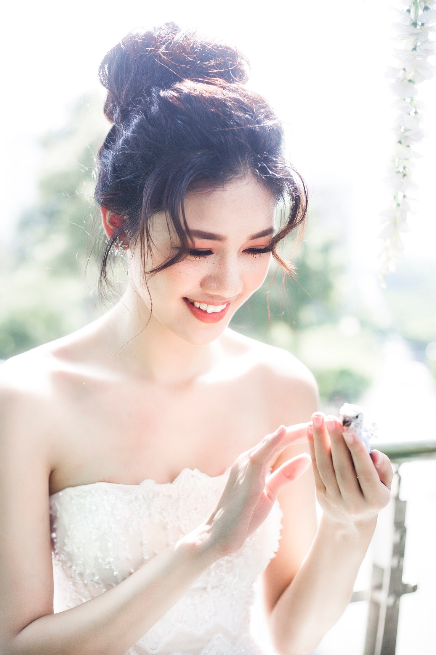 A hau Thanh Tu lam co dau anh 6