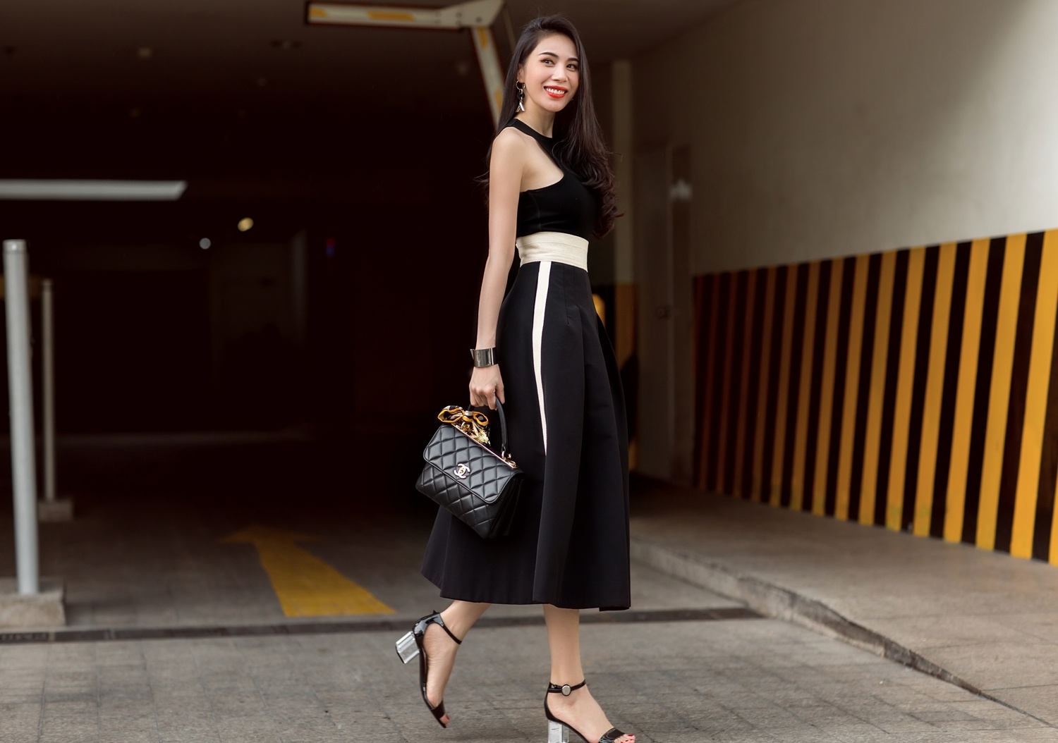 phong cach thoi trang Thuy Tien anh 3