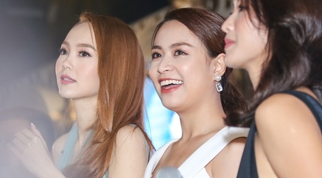 Dan sao Viet mung sinh nhat Minh Hang hinh anh