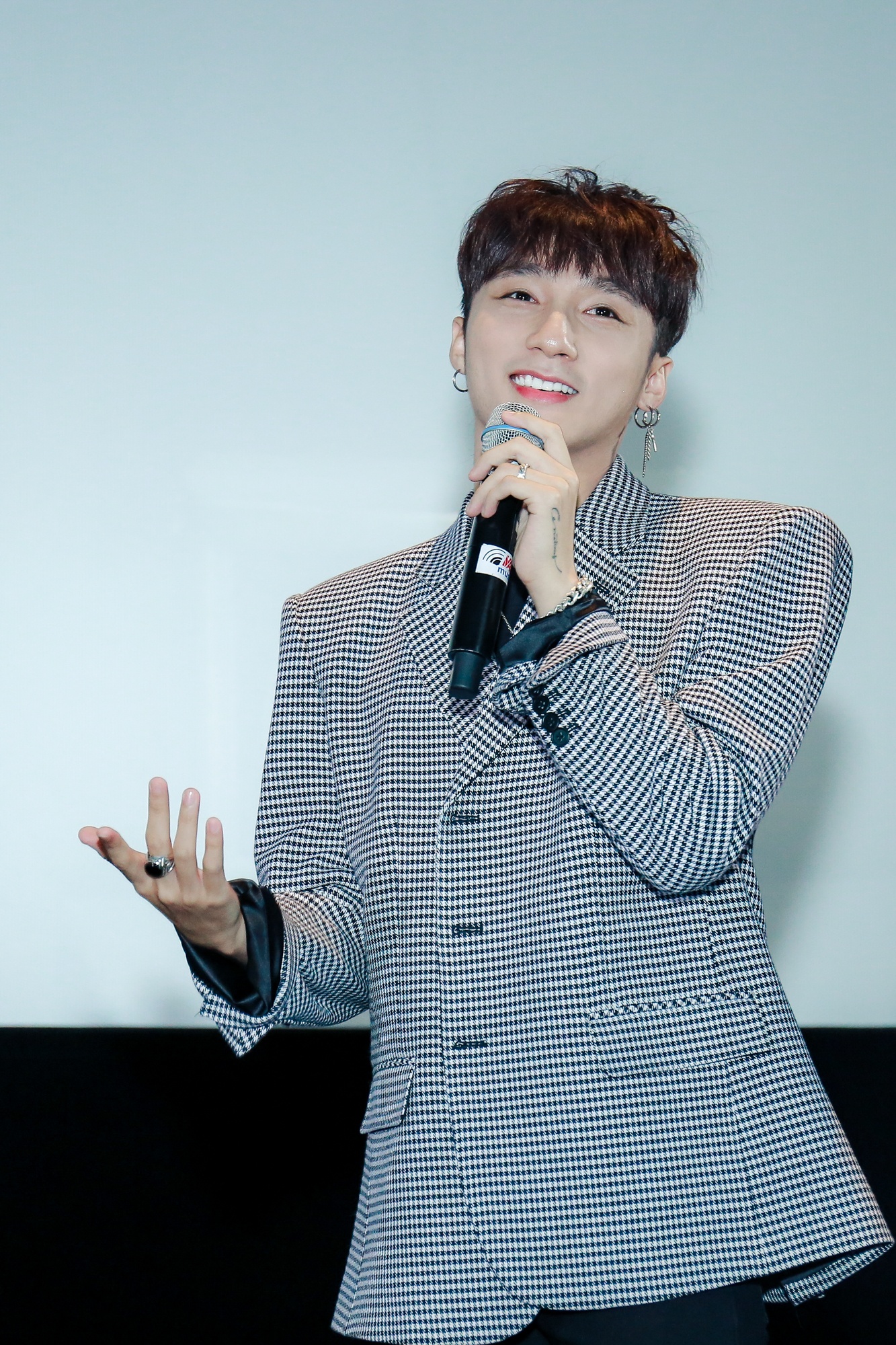 Sơn Tùng MTP cùng Kiều Trinh đóng phim Âm bản ảnh 8 Son Tung MTP cung Kieu Trinh dong phim Am ban anh 8