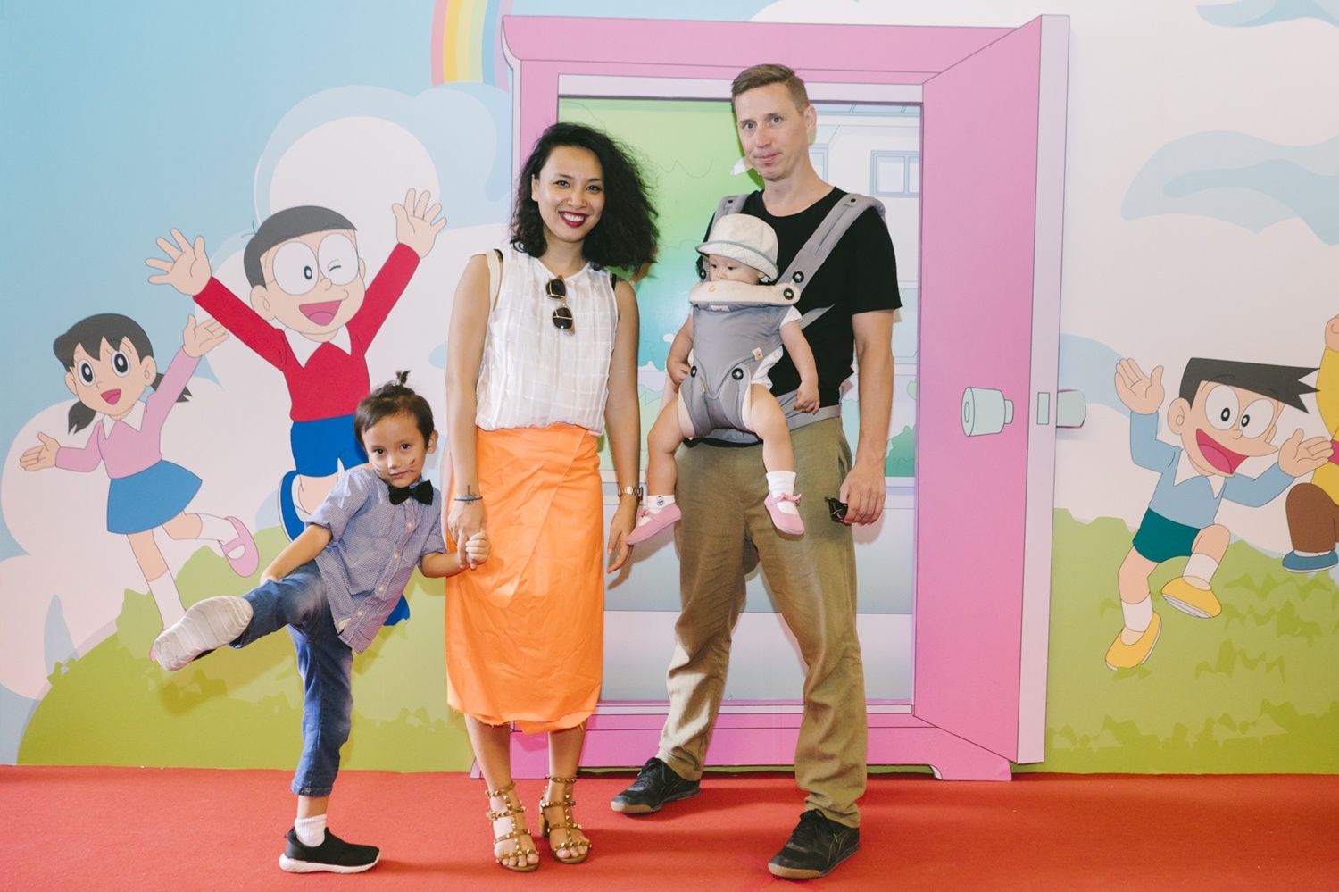 Thanh Bui be con trai di su kien anh 8