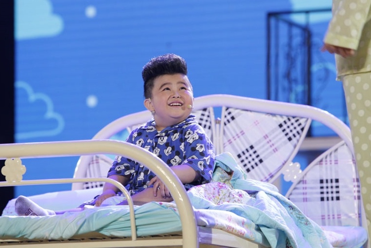 Than dong dien xuat Tin Tin bieu dien anh 2