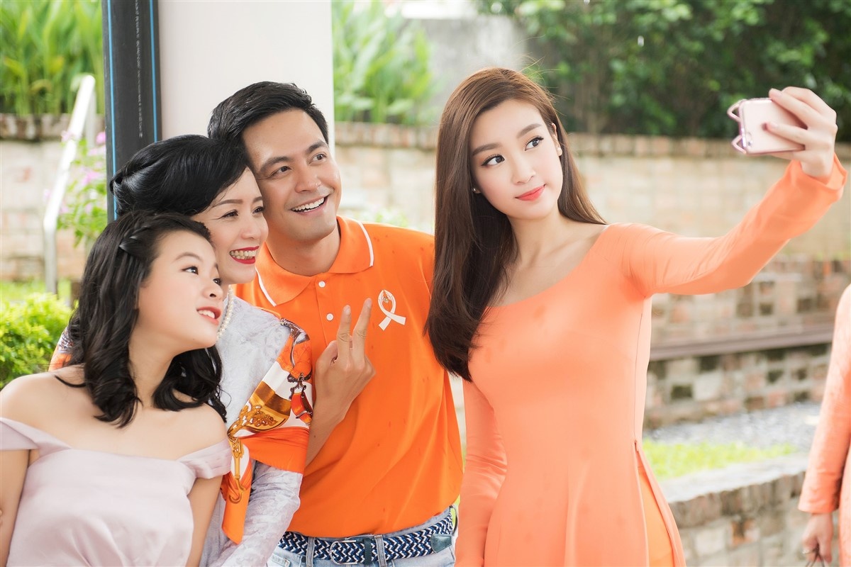 Hoa hau My Linh lam tu thien anh 5