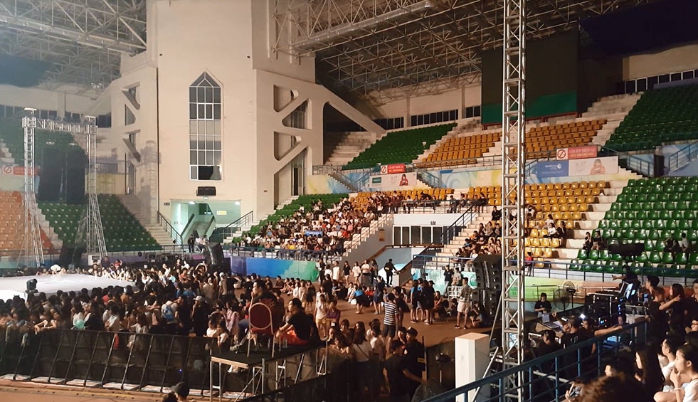 Fan meeting Sơn Tùng M-TP ảnh 1 Fan meeting Son Tung M-TP anh 1