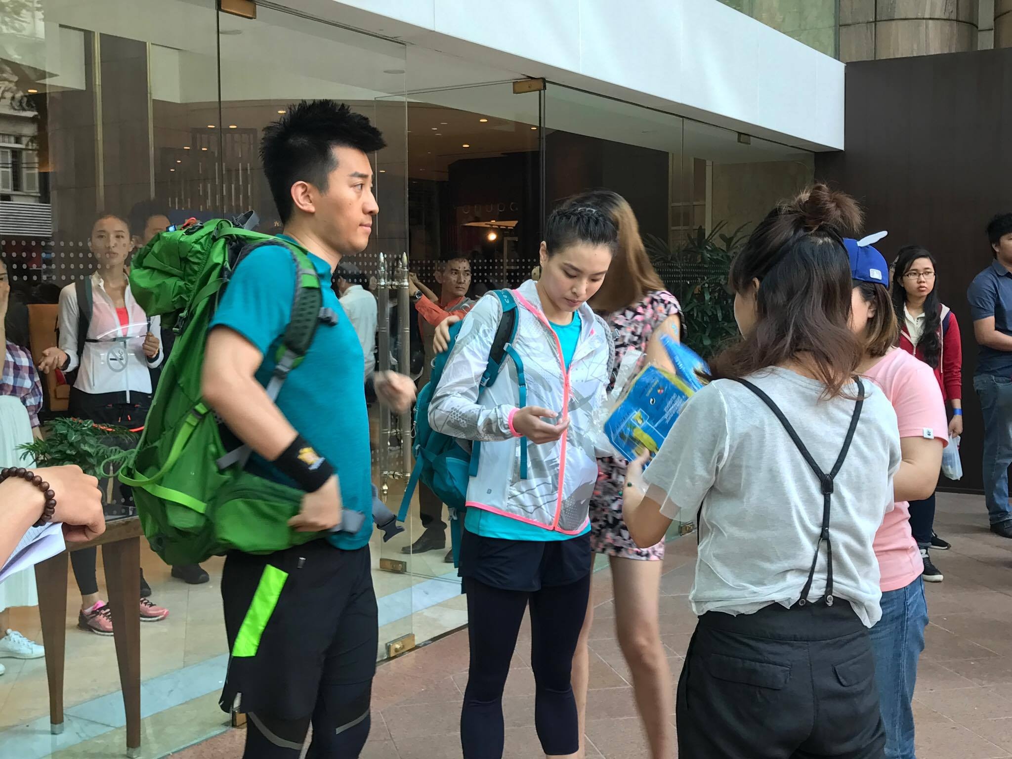 Dan sao Hoa ngu sang Viet Nam quay Amazing Race anh 8