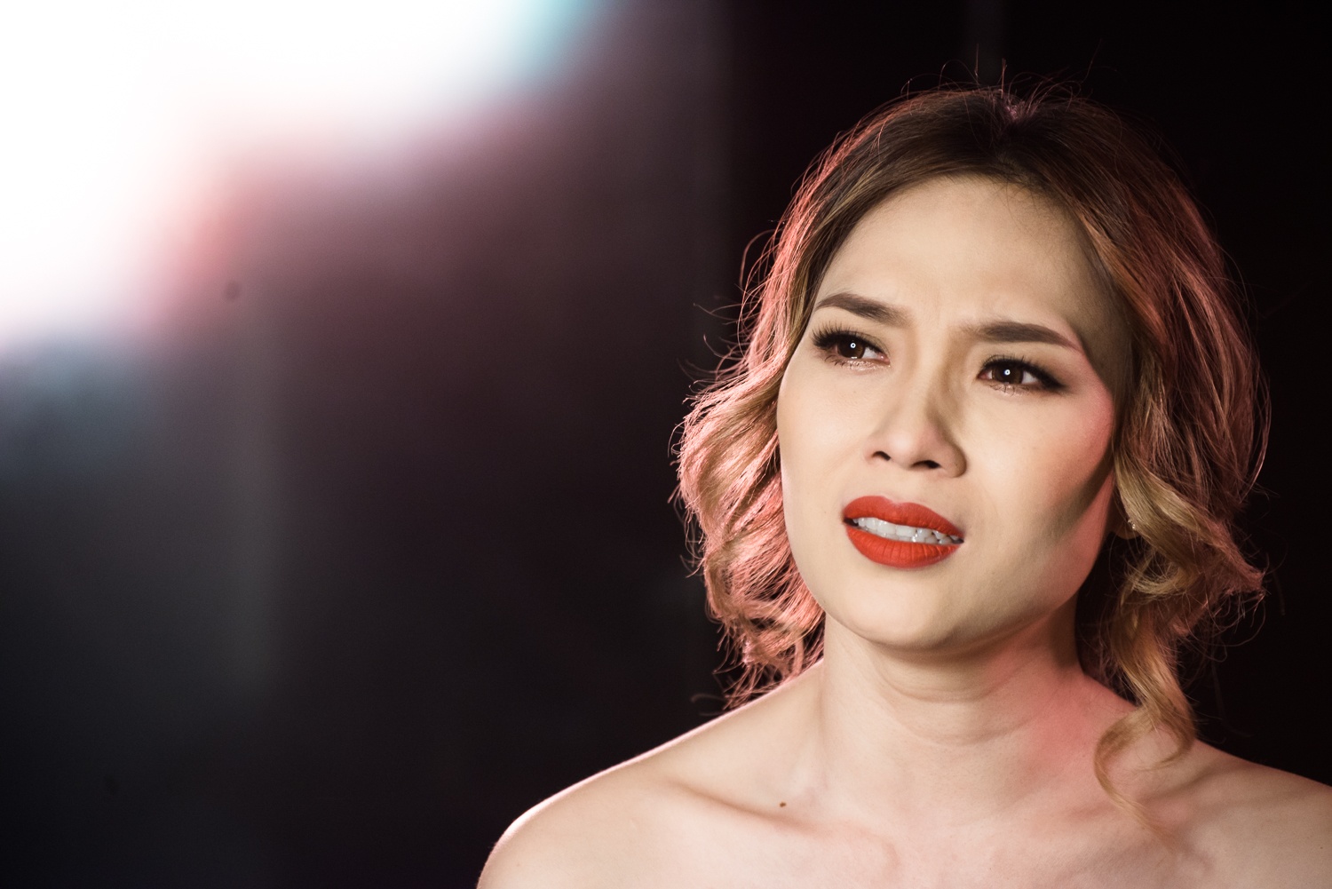 MV Dau chi rieng em - My Tam hinh anh