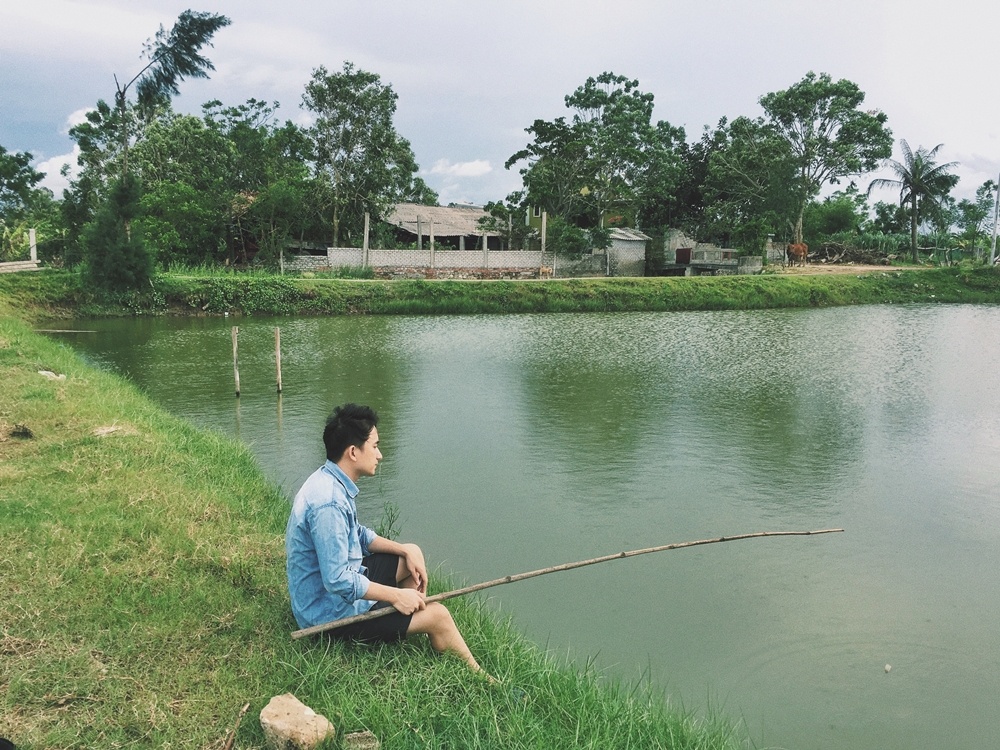 Phan Manh Quynh tro lai anh 1